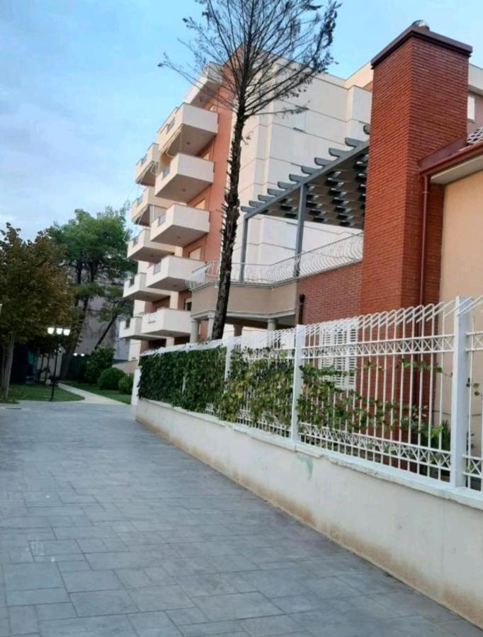 דירות גולם Seaview Haven - Golem, Albania מראה חיצוני תמונה
